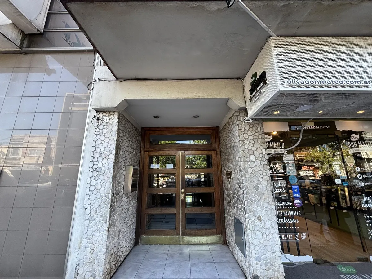 Two-bedroom apartment with balcony in Villa Urquiza