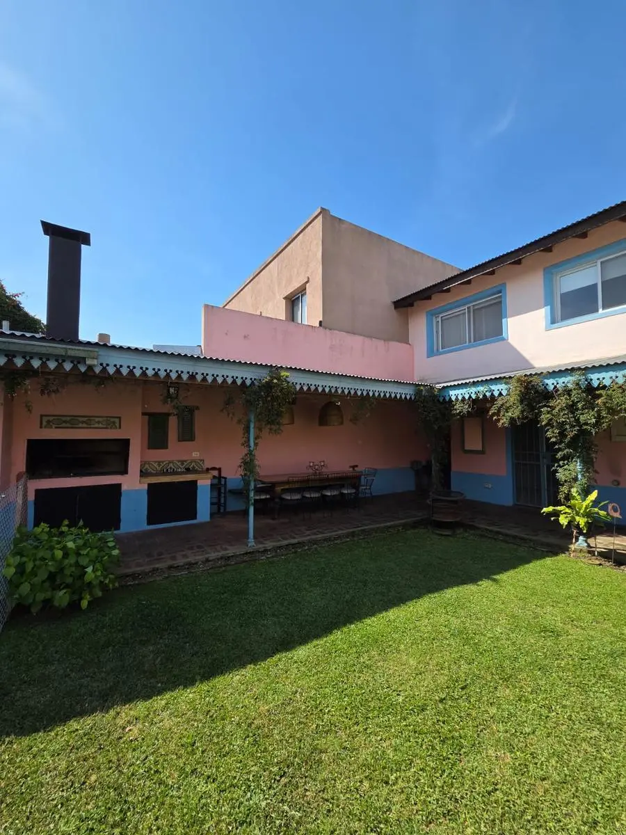 Three-bedroom rental house in Acassuso
