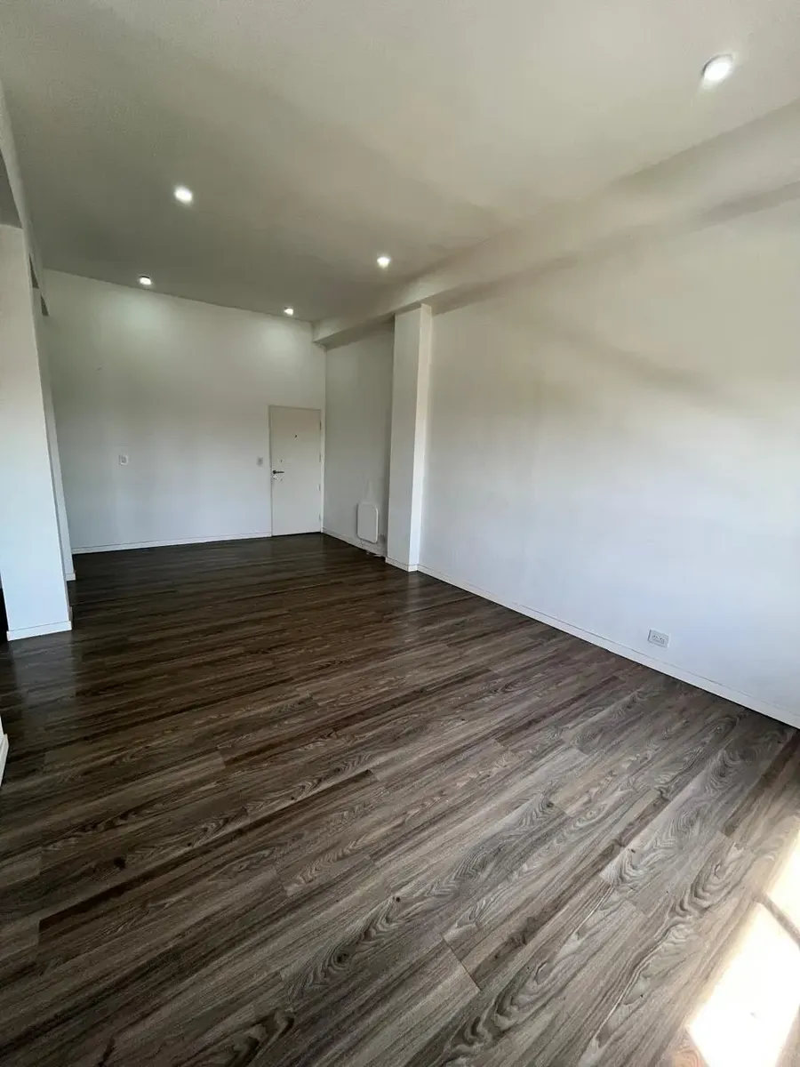Departamento En Alquiler En Castelar Uso Comercial/profesional