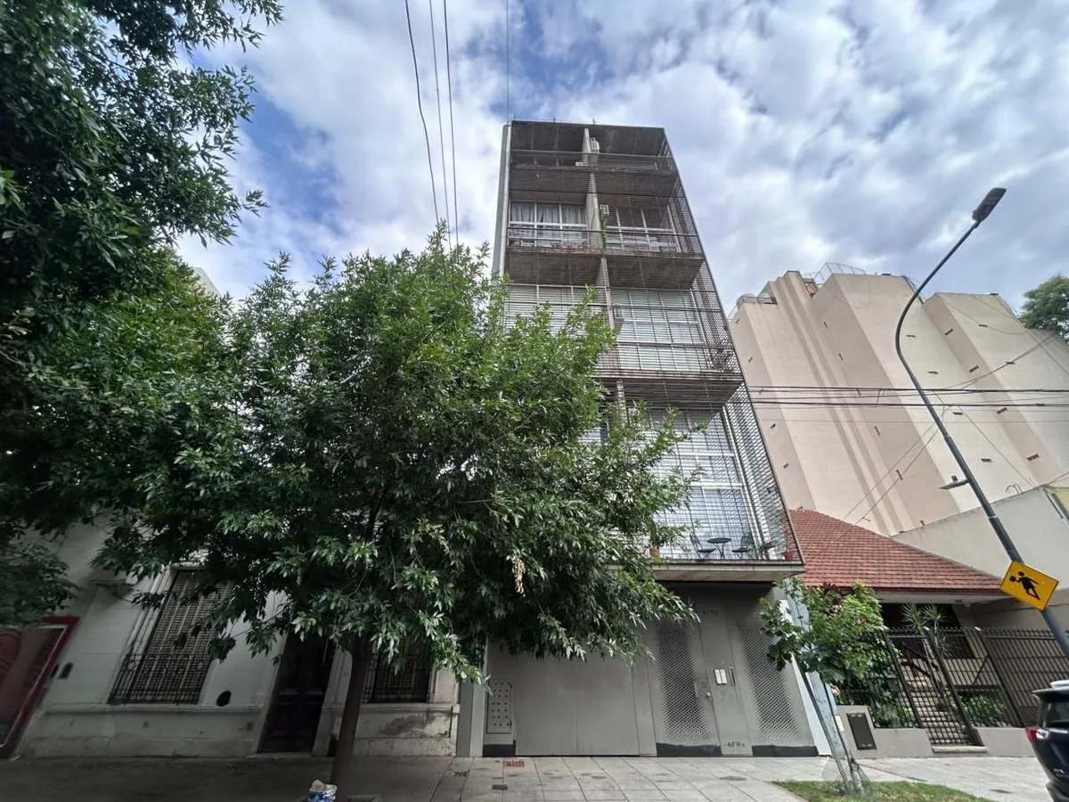 Loft-style duplex apartment with assigned parking in Villa Urquiza