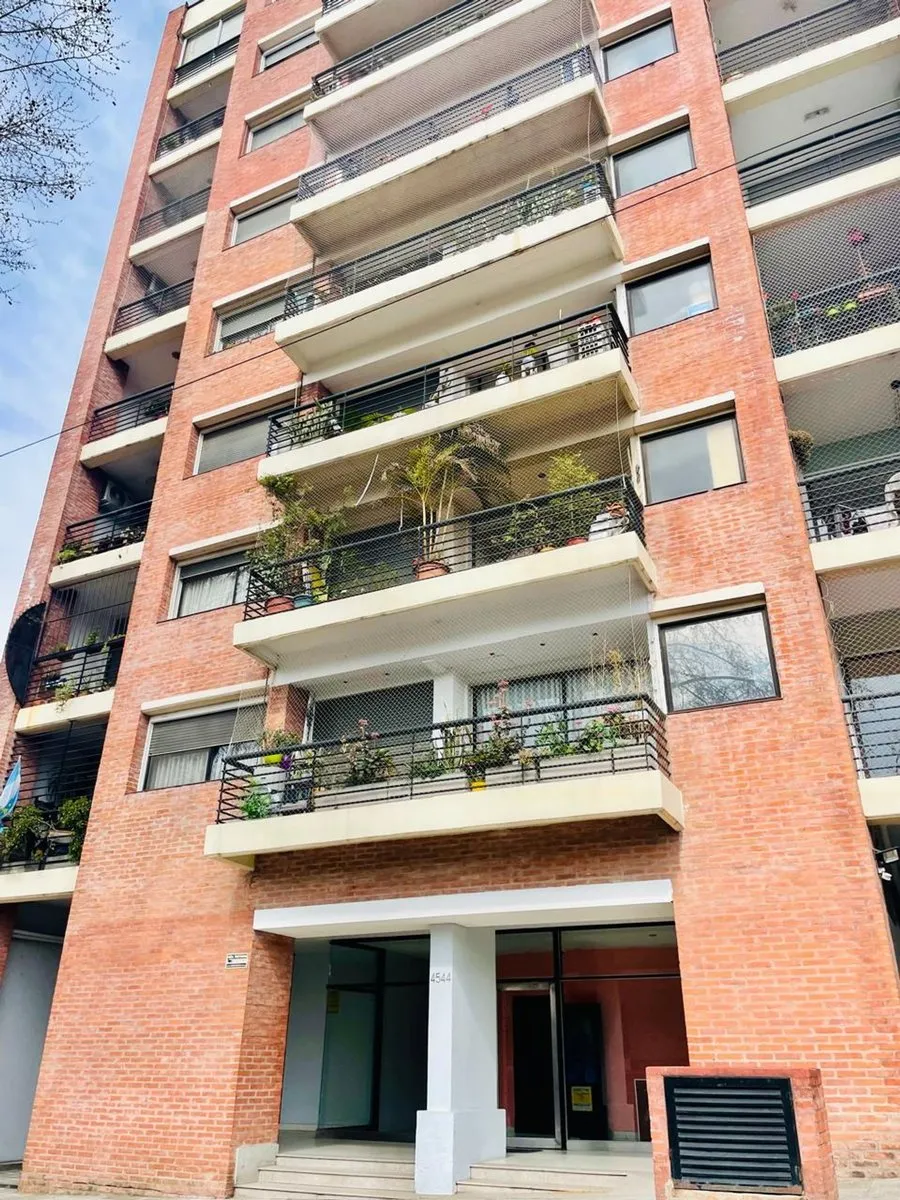 Квартира с 1 спальней, бассейном и балконом в Núñez