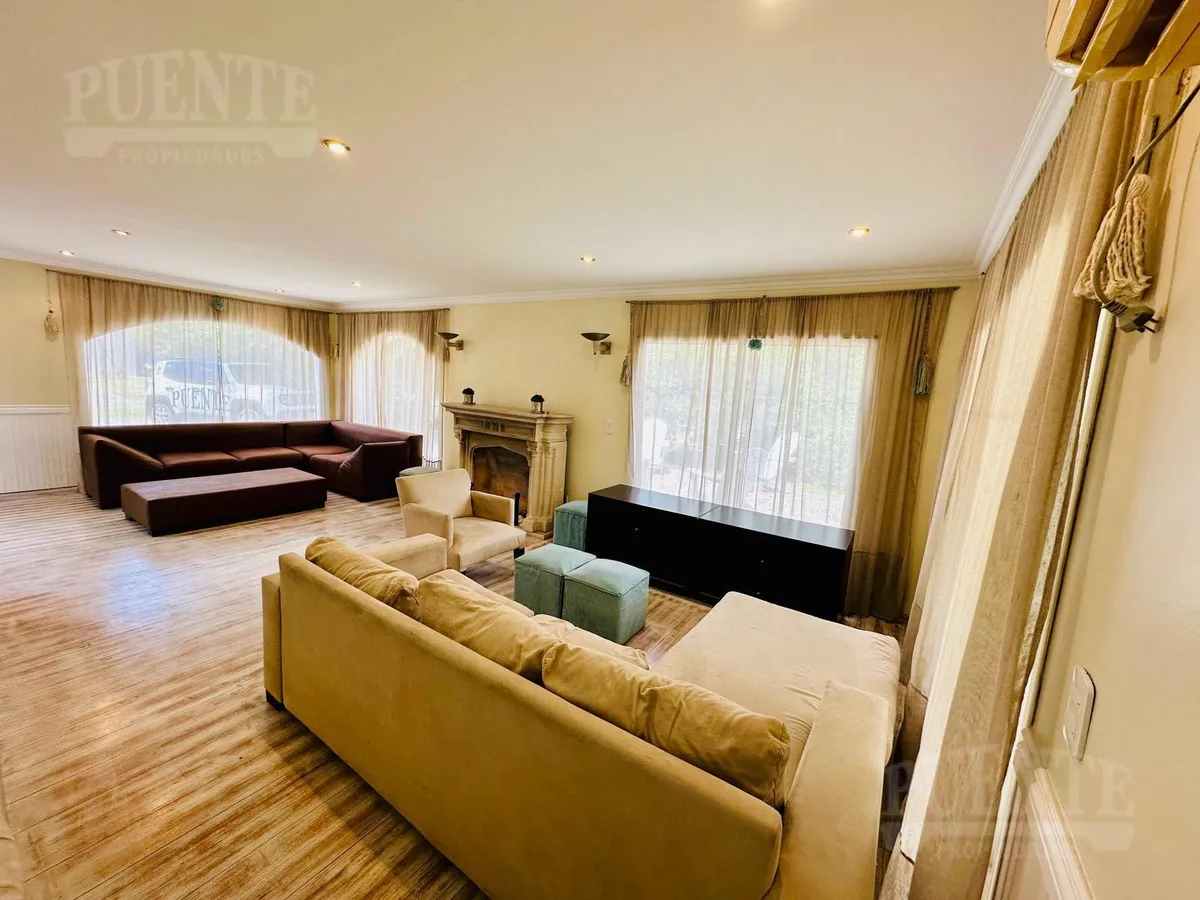 Departamento amueblado de 3 dormitorios en Esteban Echeverría
