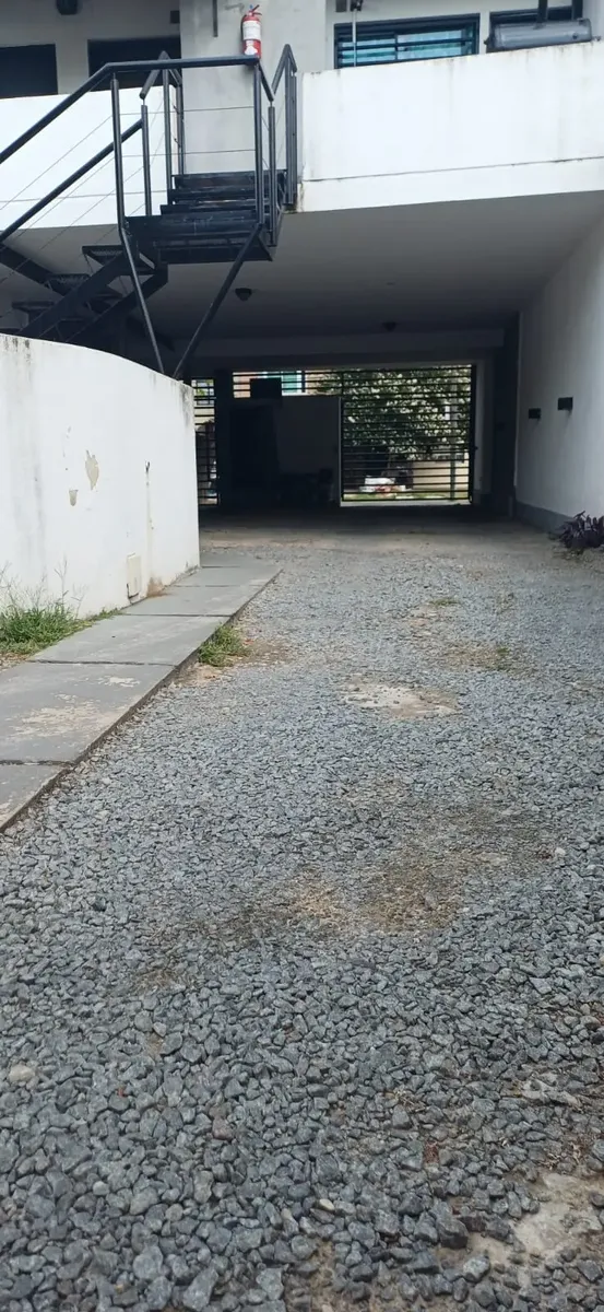 Two-bedroom duplex house in Lomas de Zamora