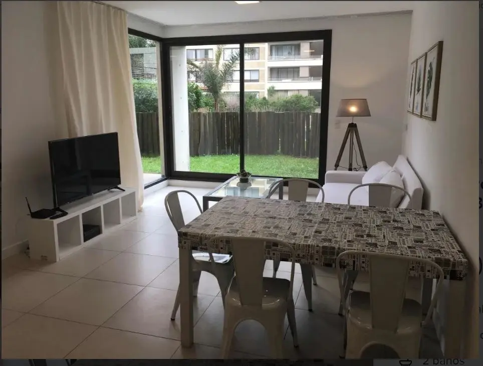 Furnished two-bedroom apartment with private garden in Tigre