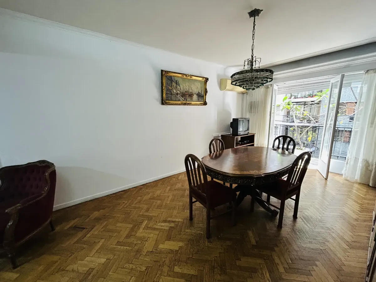 Apartamento de três quartos semipiso mobiliado em Palermo