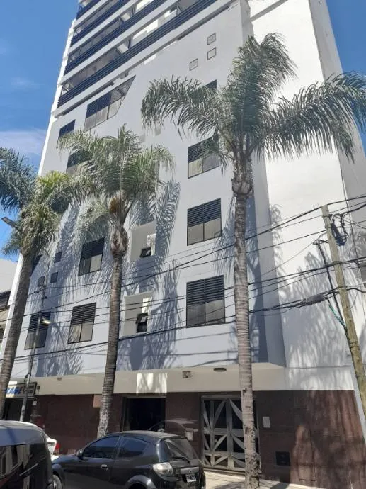 Two-room apartment with balcony and assigned covered parking in Ramos Mejía Centro