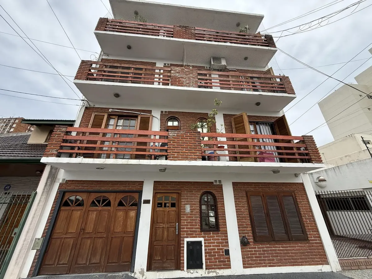 Квартира с 1 спальней и местом для парковки в Wilde, Avellaneda
