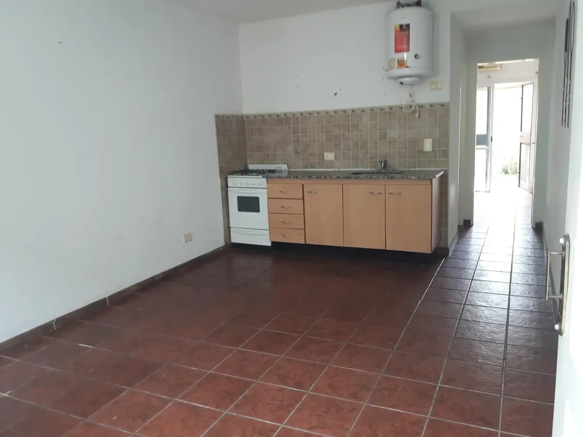 Departamento En Moreno