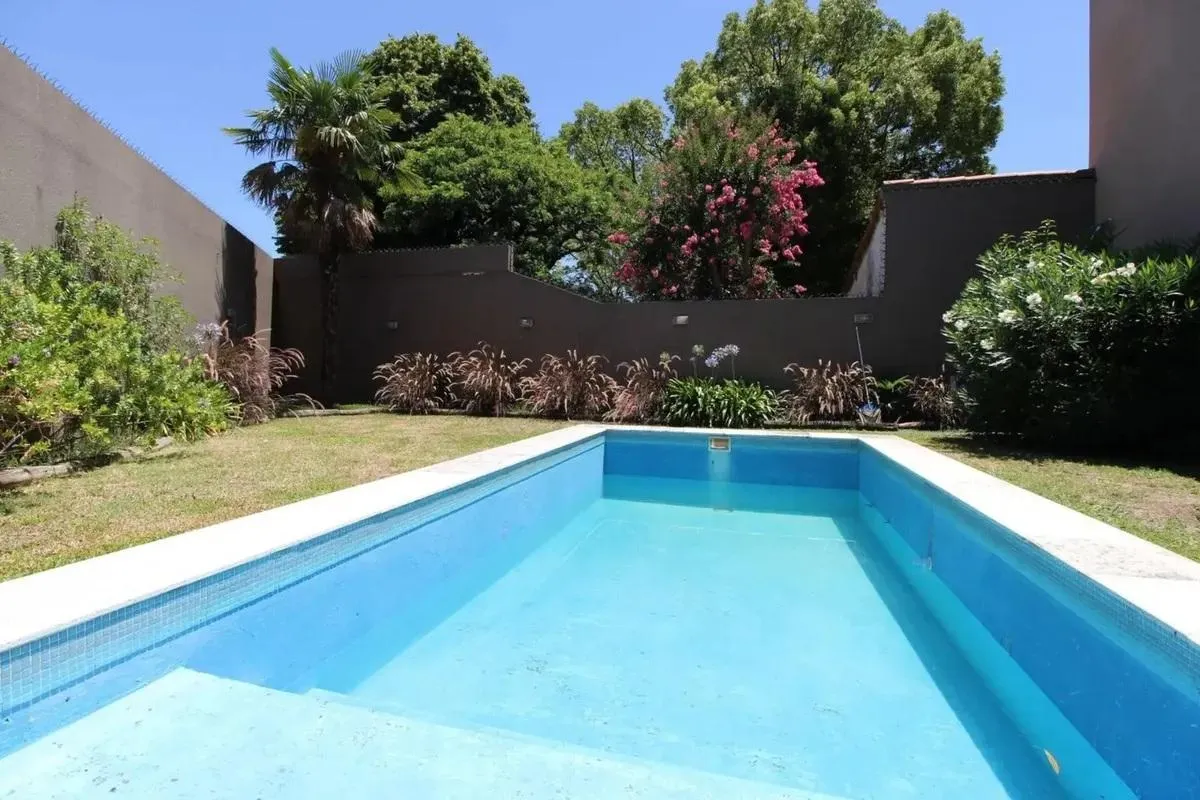Apartamento duplex de 1 quarto em Haedo