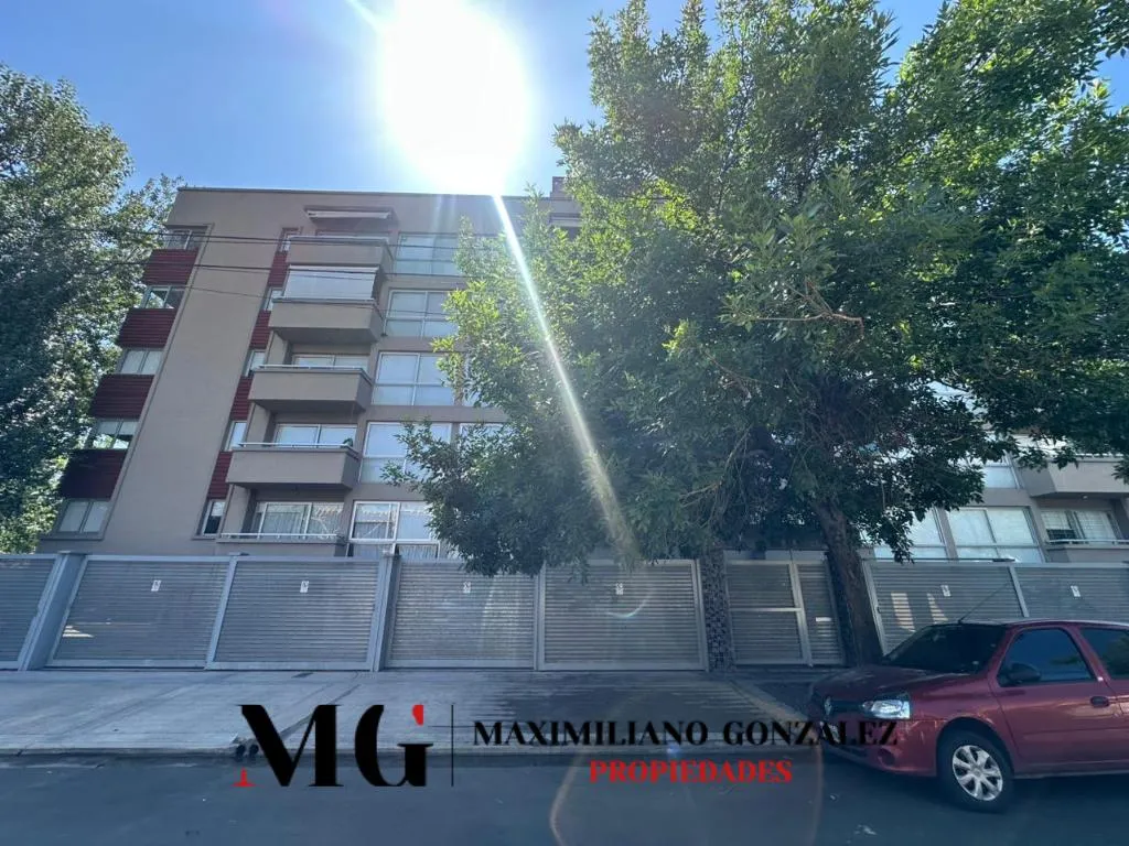 Departamento de 2 ambientes en Castelar Norte