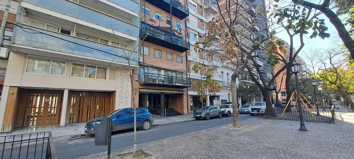 Kitnet de um ambiente mobiliada com varanda em Palermo
