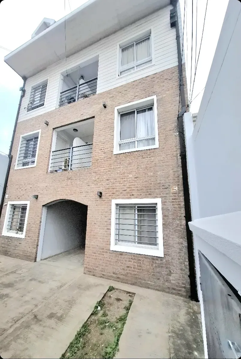 Departamento En Alquiler En Berazategui Centro