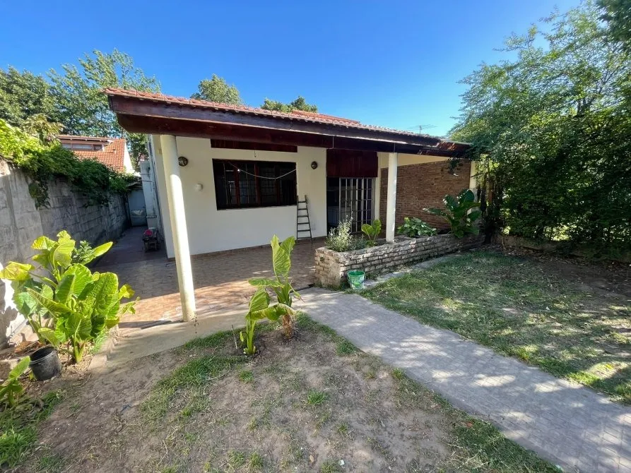 Casa En Alquiler En Monte Grande Centro