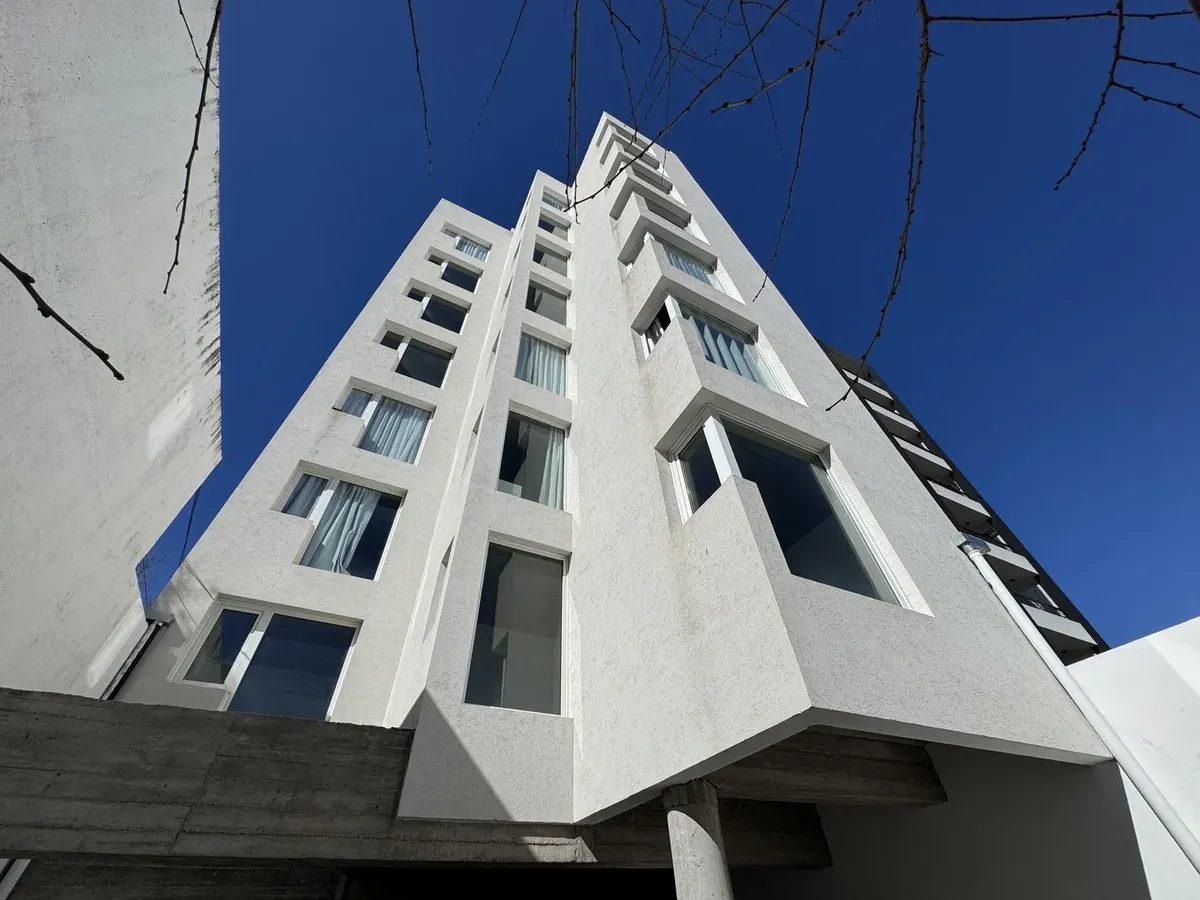 Three-bedroom apartment in La Plata near Plaza Moreno