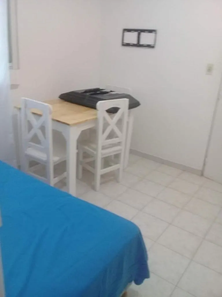 Apartamento de dois ambientes mobiliado em Balvanera