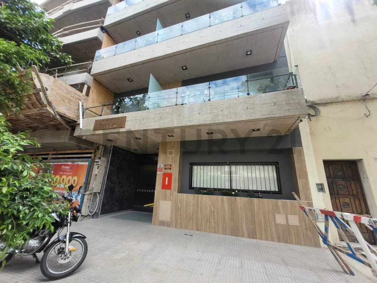 Monoambiente a estrenar con balcón al frente en Caballito