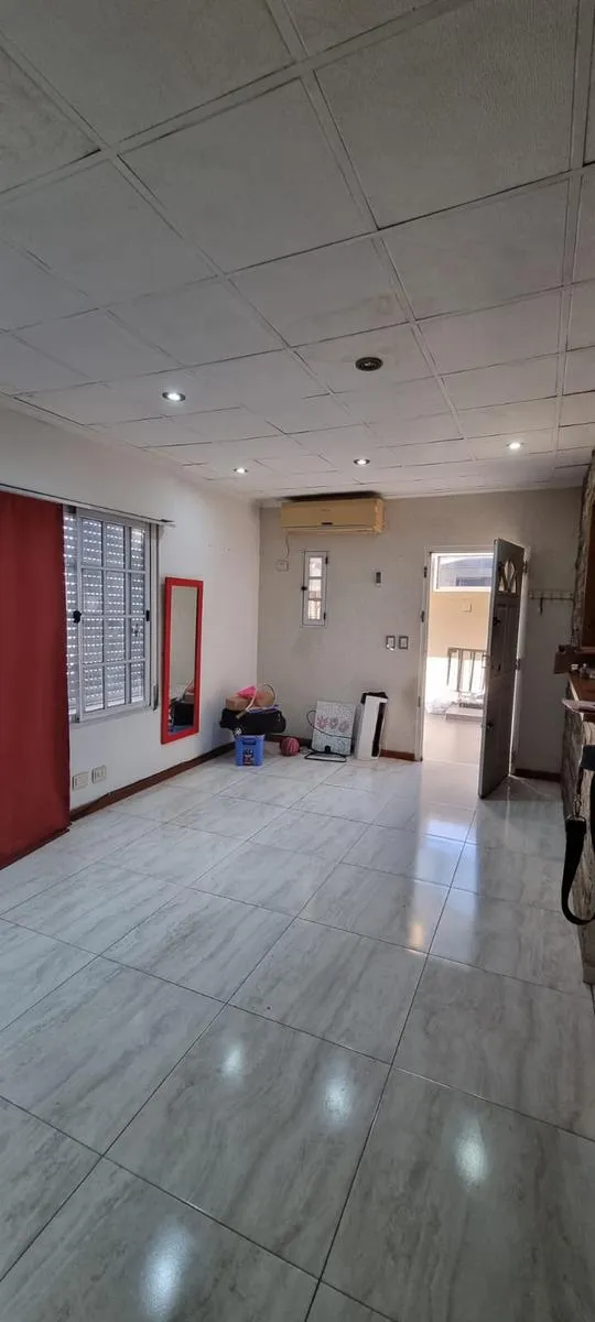 Departamento de 2 dormitorios en Lanús Oeste