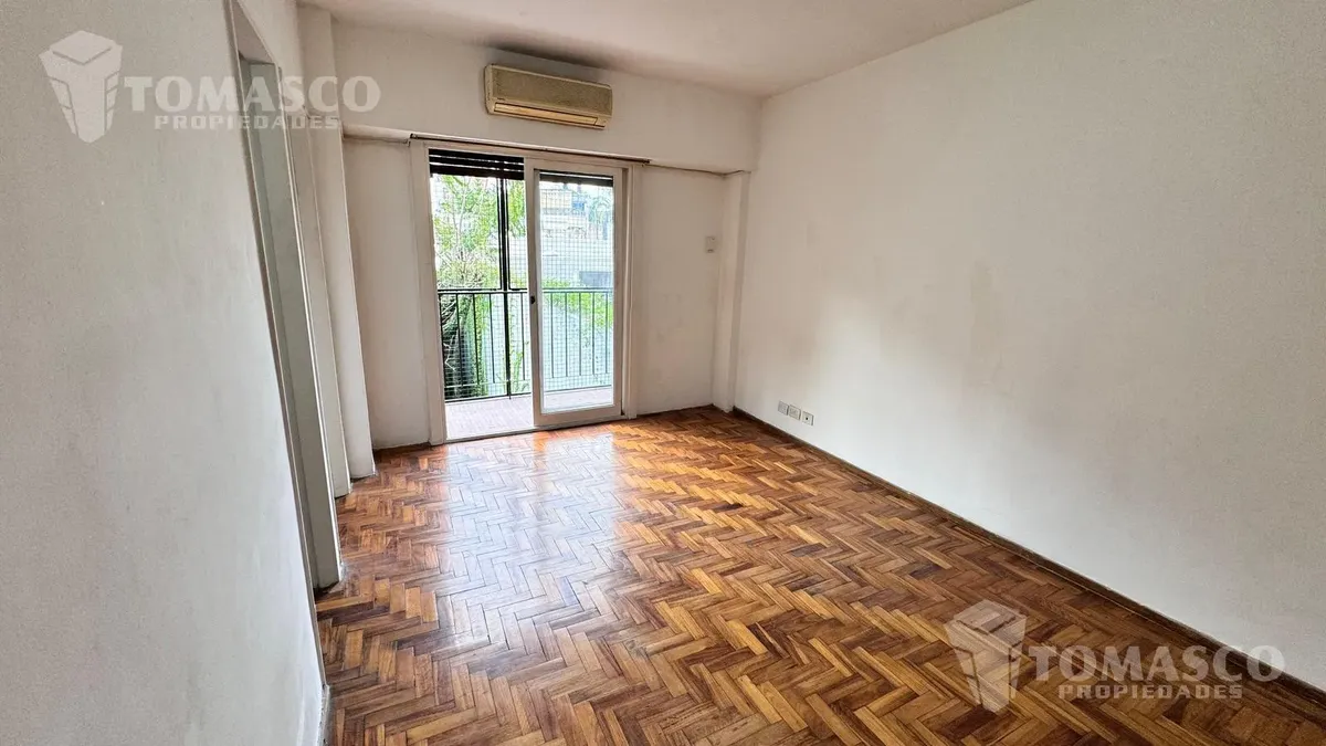 Kitnet com varanda em Palermo