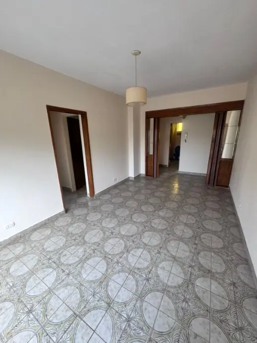 Departamento de 4 ambientes al frente en Haedo Sur