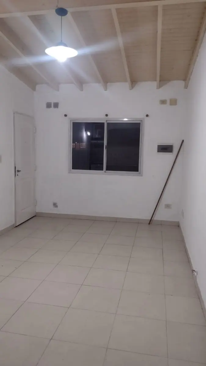 Departamento En Alquiler En José C. Paz