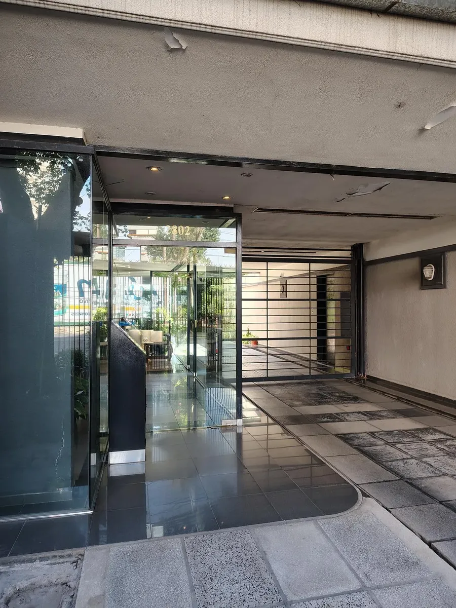 Трёхкомнатная квартира с видом на реку в Vicente López