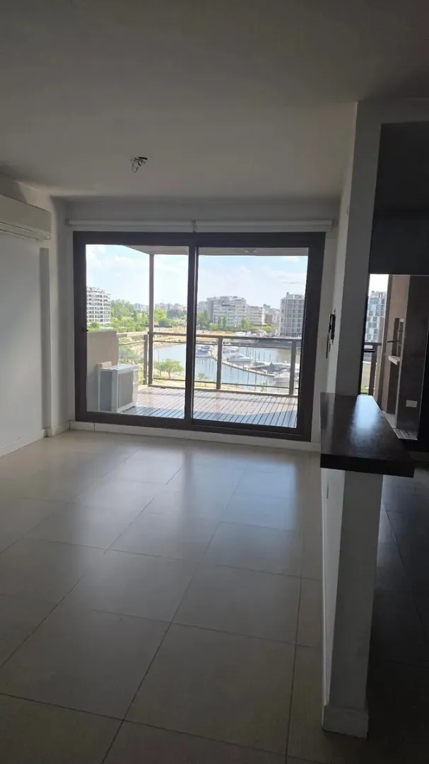 Two-bedroom apartment in Rincón de Milberg, Tigre