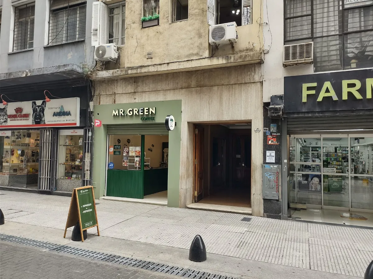 Студия в San Nicolás, квартира с отдельным входом с окнами во двор