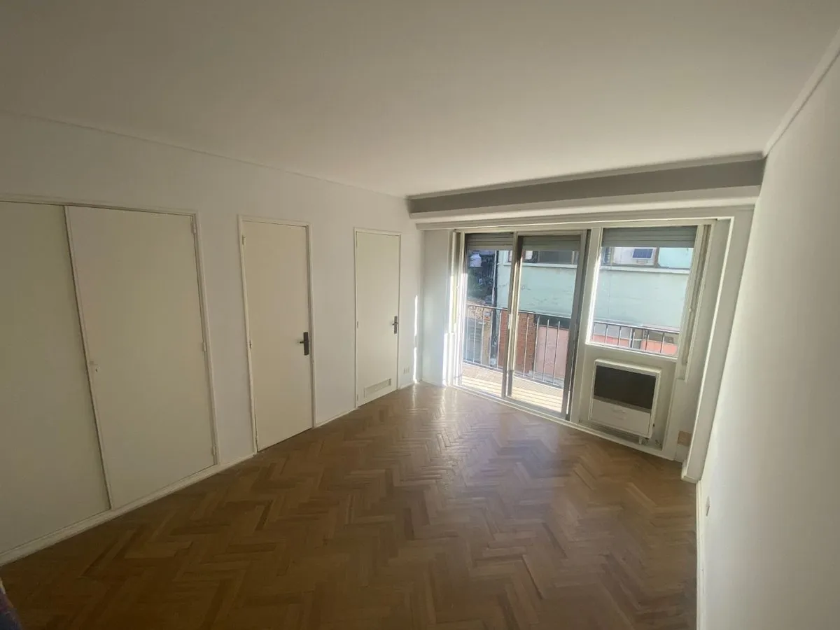 Kitnet de 1 ambiente para alugar no Microcentro