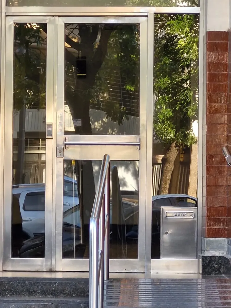 Departamento de 2 dormitorios con cochera en Parque Chacabuco