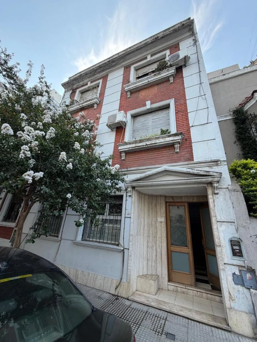 Трёхкомнатная квартира в полуэтаже в Palermo на Av. Doctor Emilio Ravignani