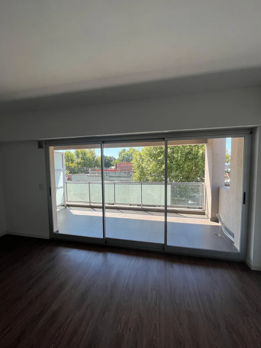 Departamento En Alquiler En Bernal