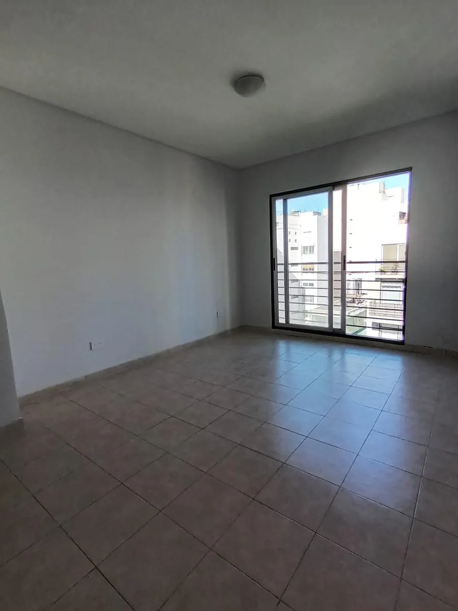 Профессиональная квартира-студия в Balvanera, вид на улицу