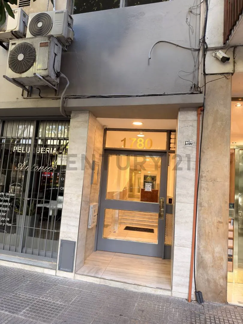 Kitnet para alugar em Palermo, junto à Av. Olleros