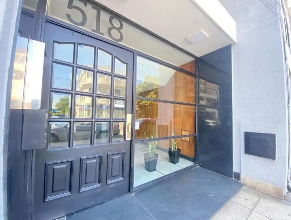 Two-bedroom apartment in Quilmes Centro