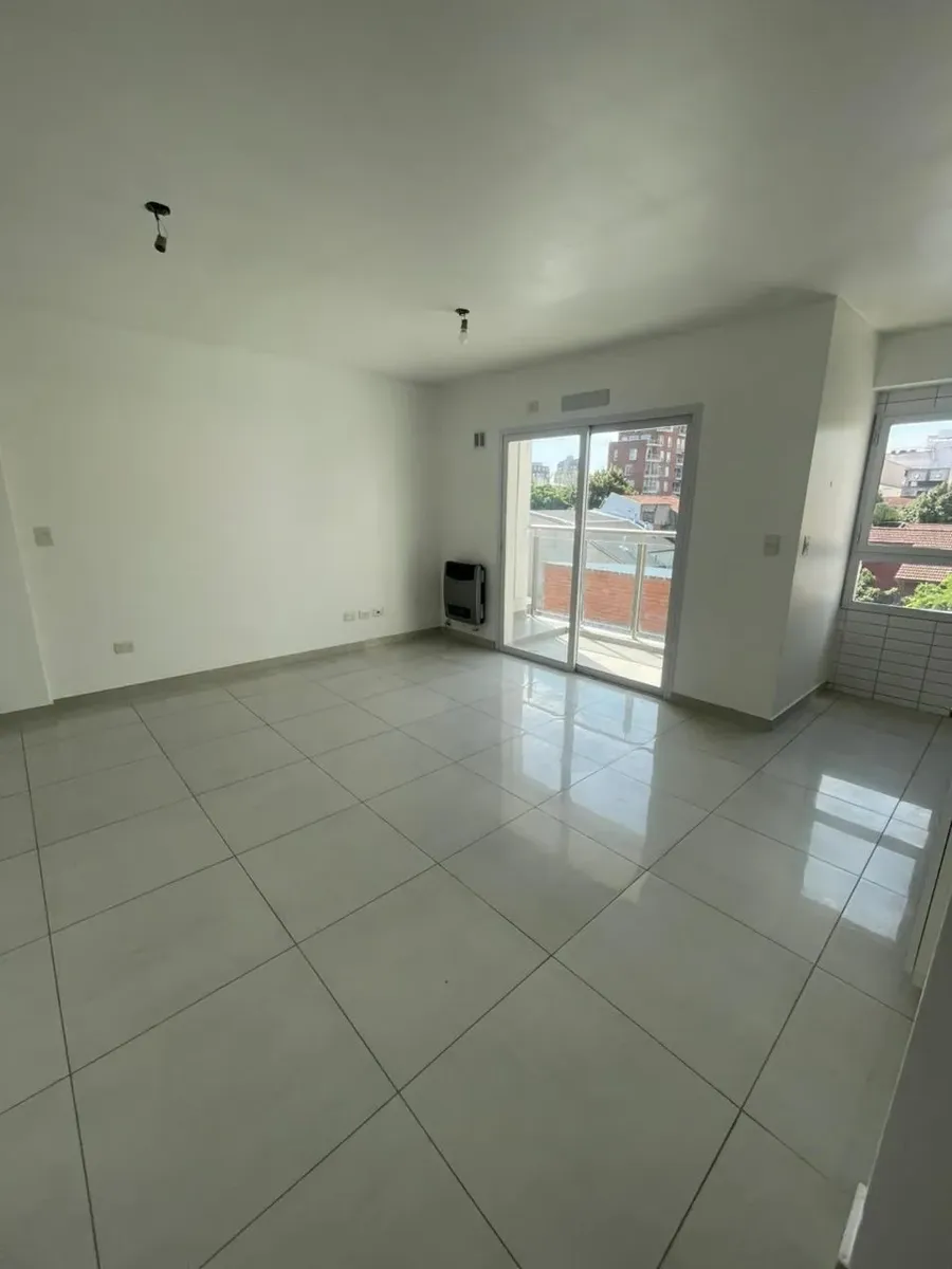 Apartamento de dois ambientes com 1 quarto em Morón Centro