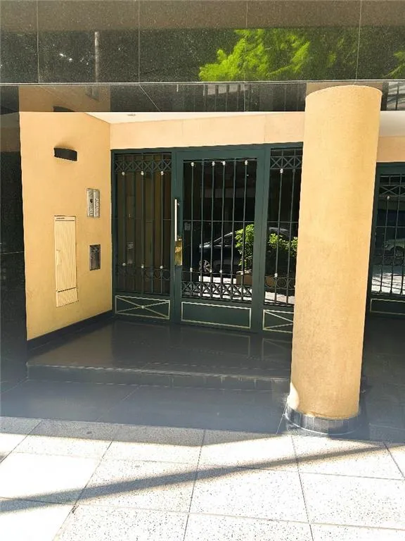 Apartamento de três quartos em Recoleta com vaga de garagem