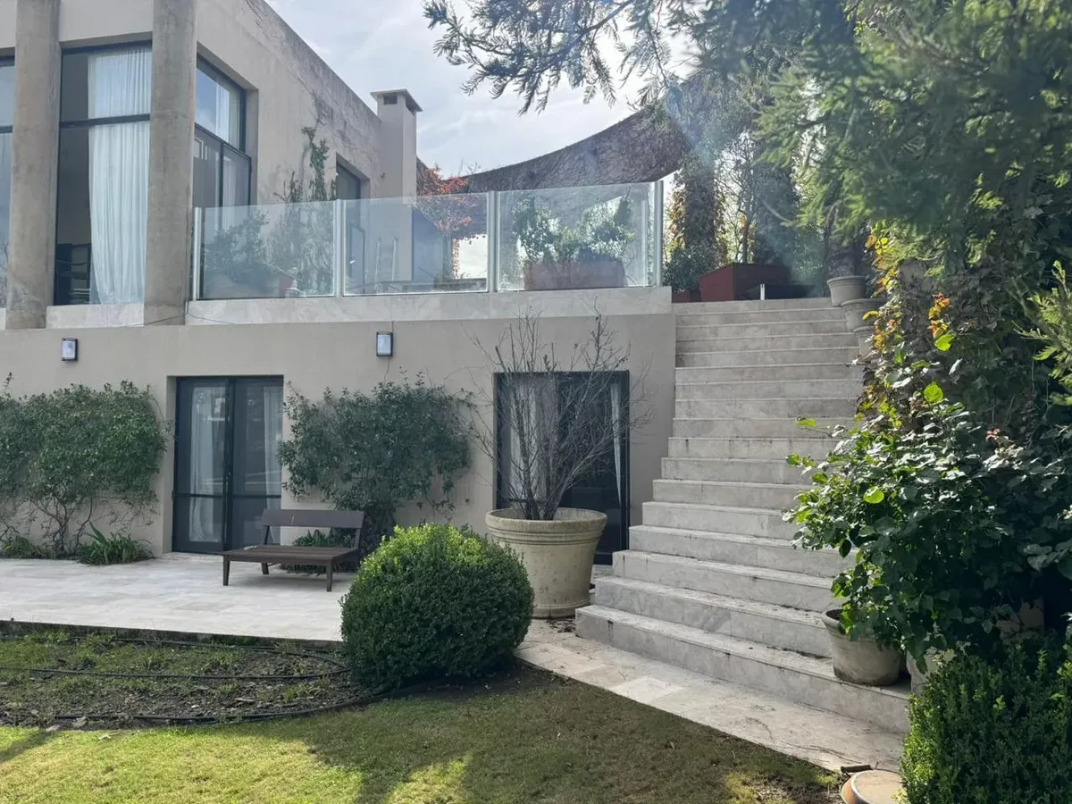 Дом в аренду в El Golf, Nordelta, Tigre