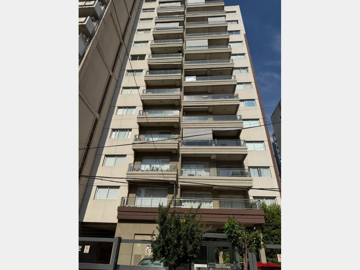 Departamento de 2 ambientes con cochera en Ramos Mejía