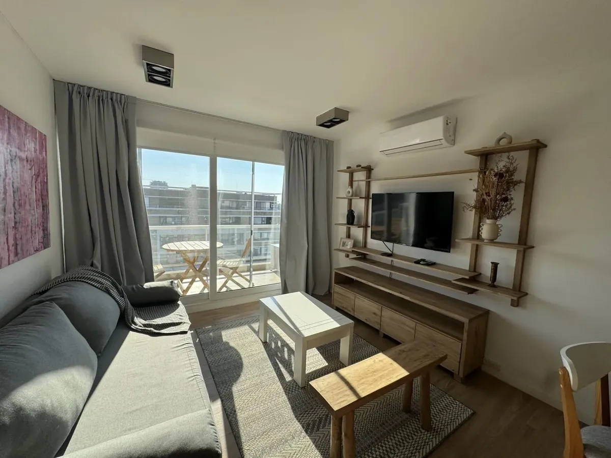 Furnished two-bedroom apartment in Tigre