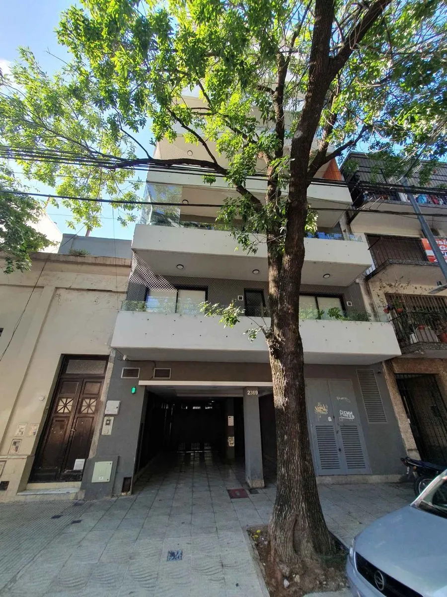 Monoambiente a estrenar con balcón en San Cristóbal