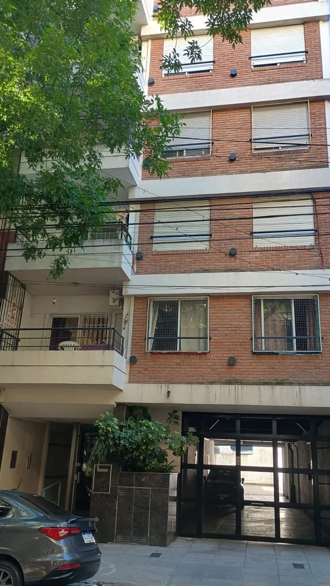 Departamento de 3 ambientes en Flores