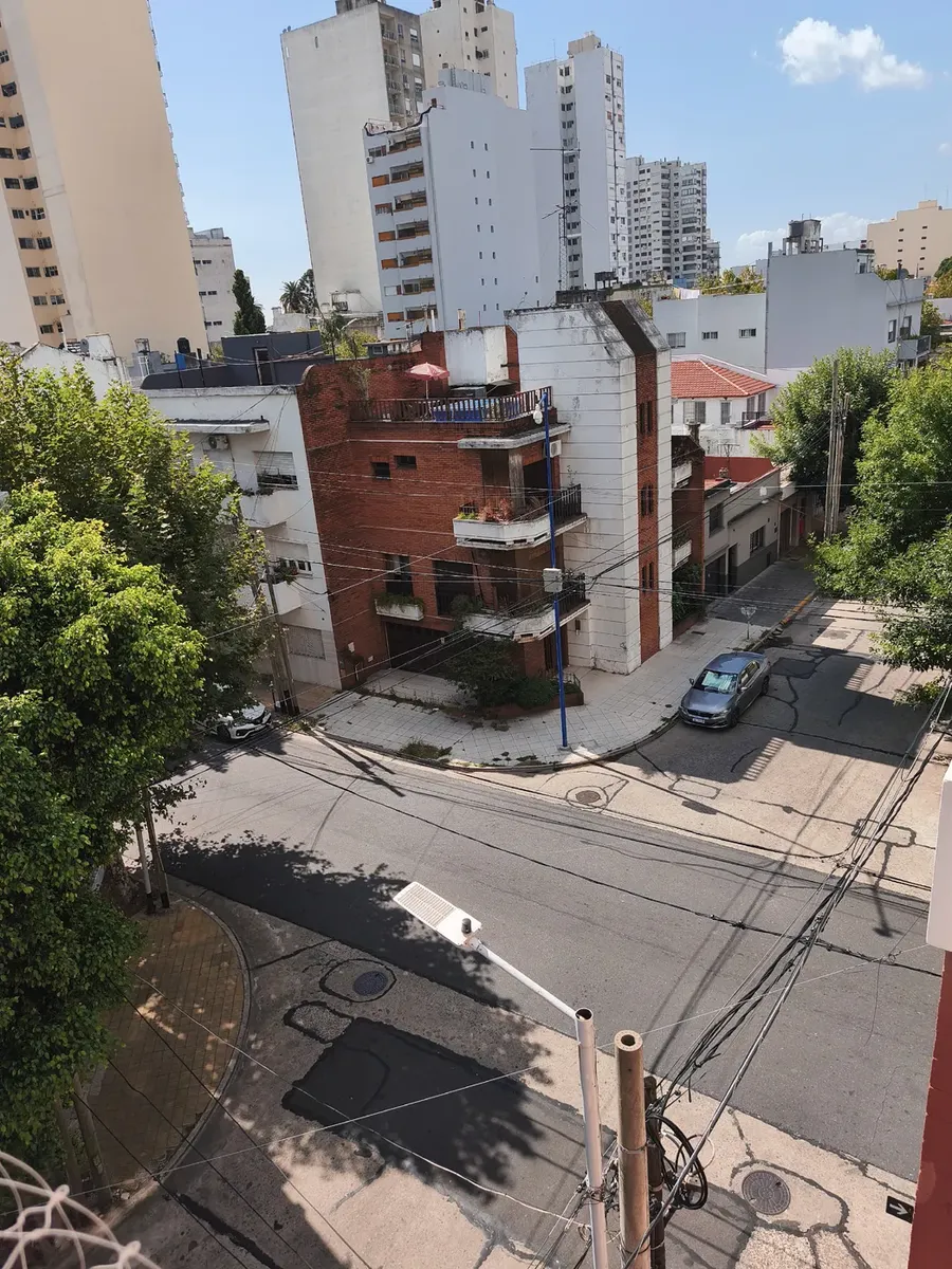 Двухкомнатная квартира с 1 спальней в Avellaneda Centro