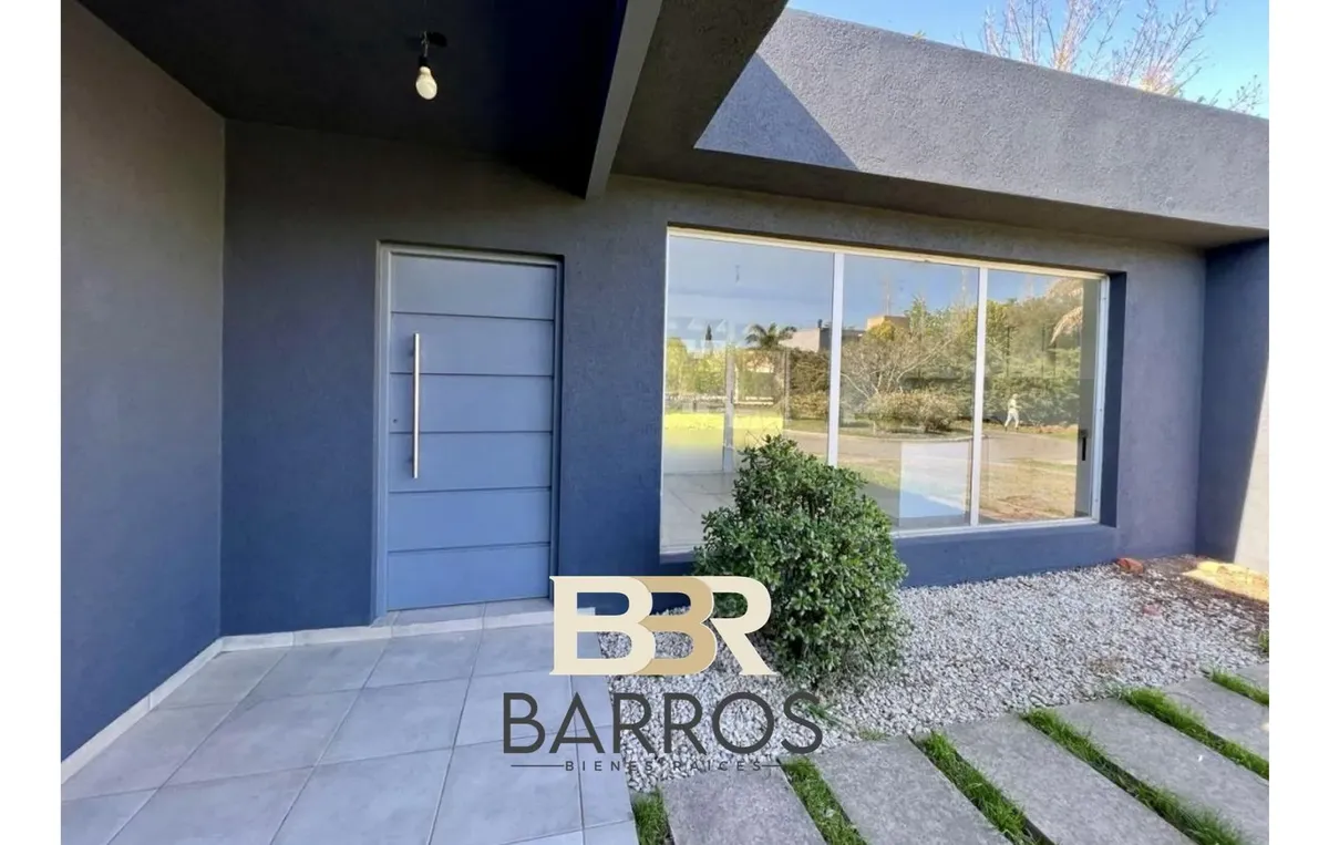 Casa de 4 dormitorios en alquiler en Ituzaingó