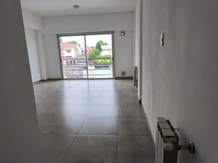 Monoambiente En Alquiler En Villa Cramer