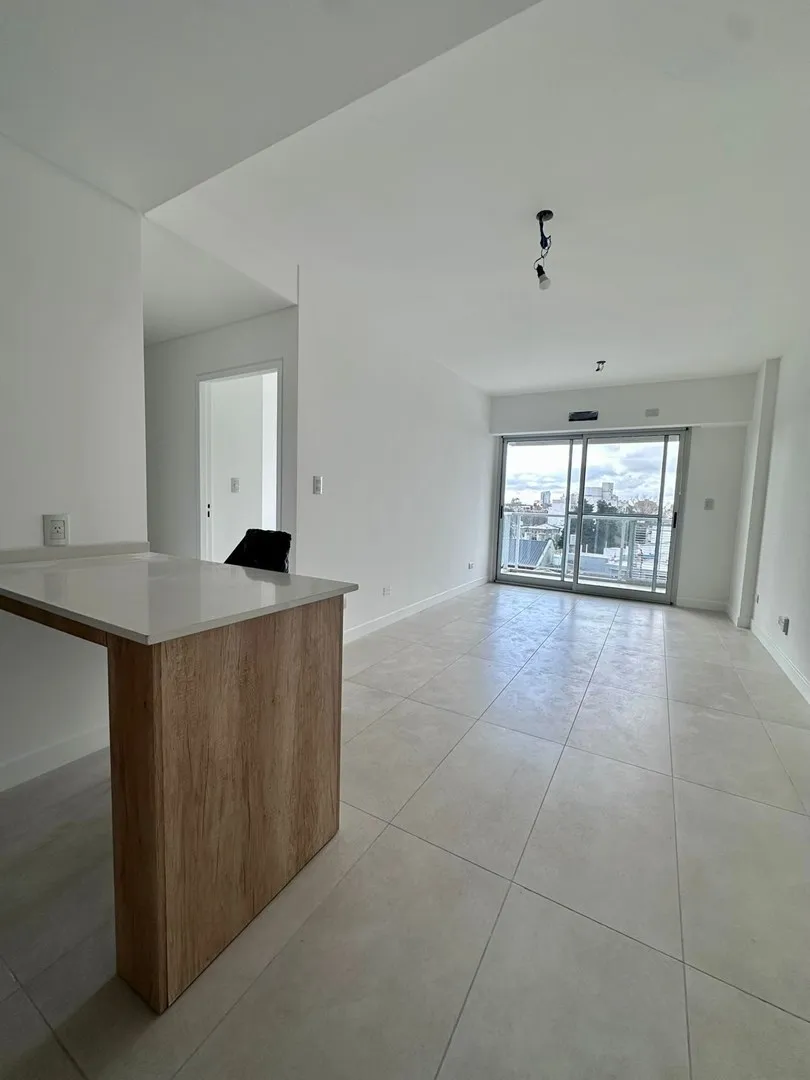 Apartamento de dois ambientes com varanda em Villa Devoto