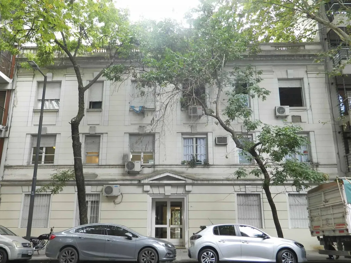 Three-room apartment in Colegiales