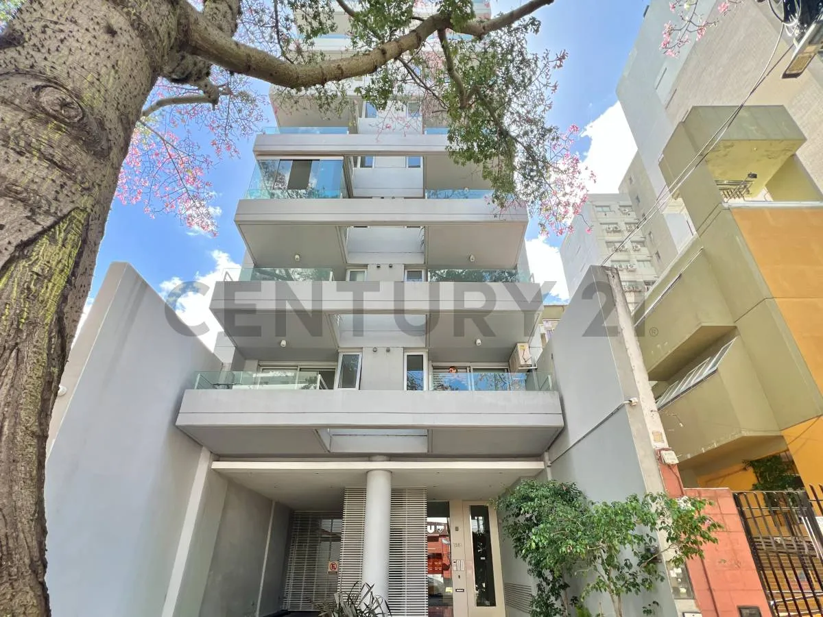 Departamento de 2 ambientes con cochera y pileta en Nuñez