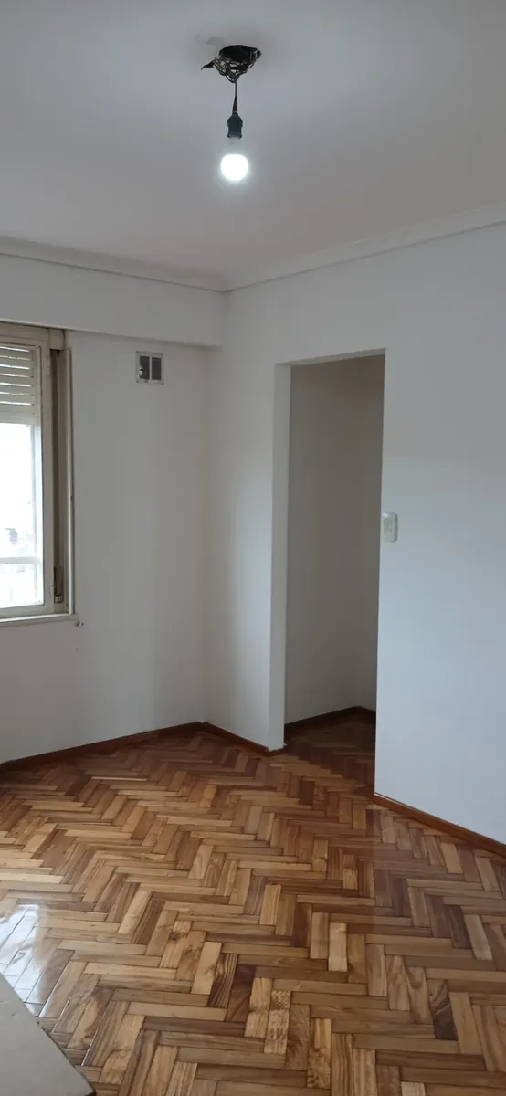 Departamento de 2 ambientes en Flores