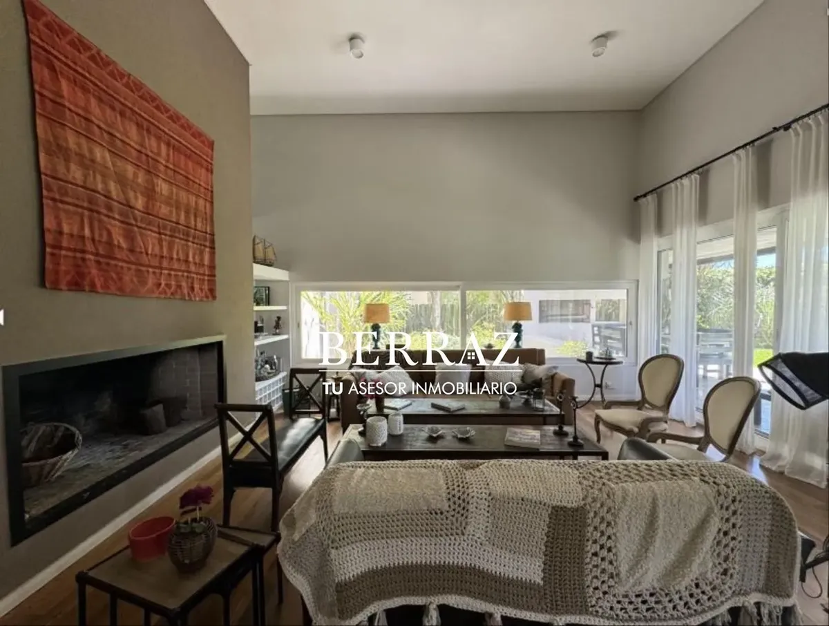 Four-bedroom apartment in Tigre, La Laguna (Rincón de Milberg)
