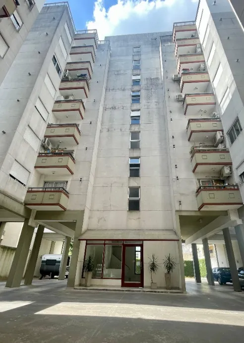 Apartamento de dois ambientes com 1 quarto em Morón